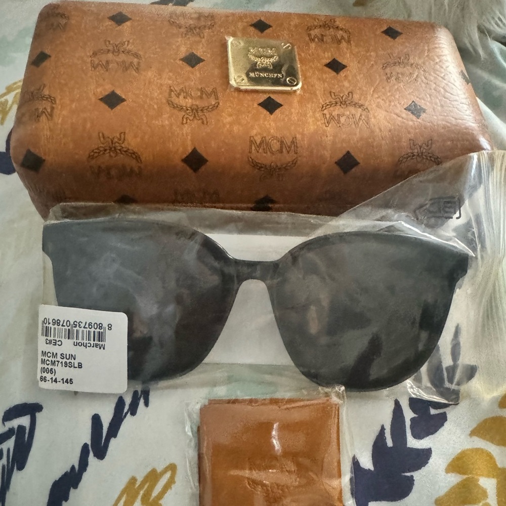 NWT MCM 719SLB Brown/Black Sunglasses